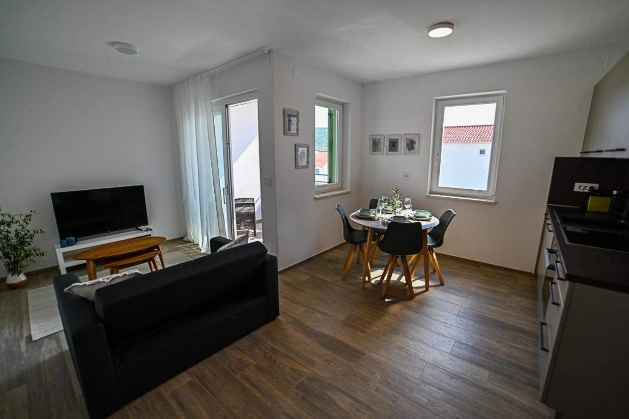Apartment Perlitto Cres Exterior photo